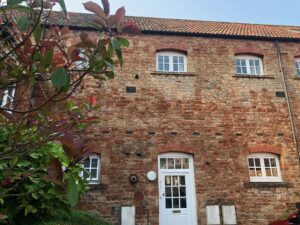 Short Term Let 8 Gilbert Scott Mews