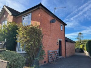 Three bed Apartment , 14 Shapwick Road, Westhay, BA6 9TU